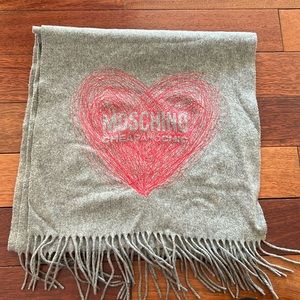 MOSCHINO grey scarf